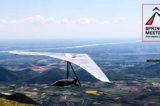 L’Europa in deltaplano vola nei cieli del Friuli. Emozioni con i piloti campioni del mondo